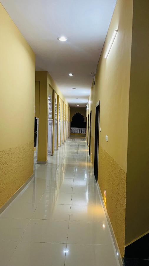 L S Haveli Hotell Pushkar Exteriör bild