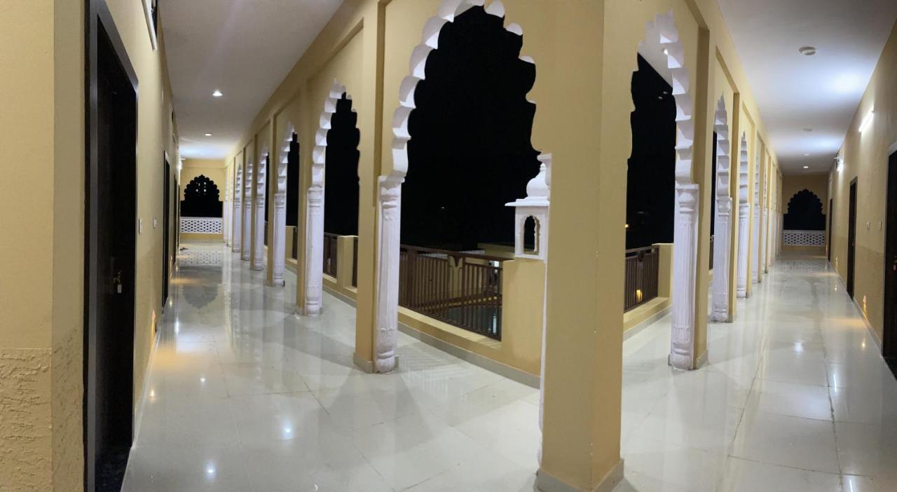 L S Haveli Hotell Pushkar Exteriör bild