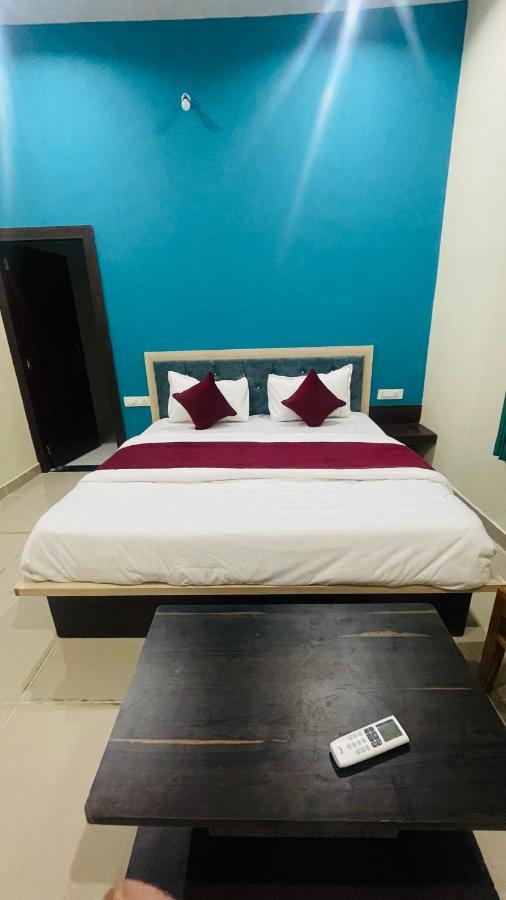 L S Haveli Hotell Pushkar Exteriör bild