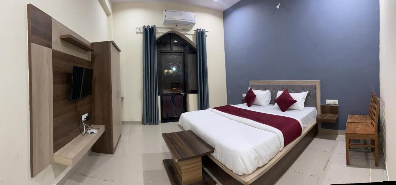 L S Haveli Hotell Pushkar Exteriör bild